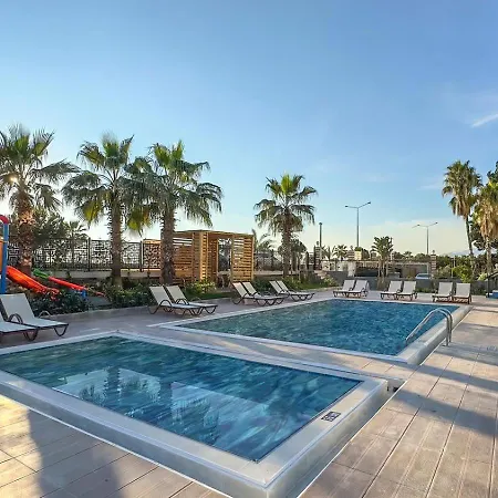 Ulu Panorama Aparthotel 4*